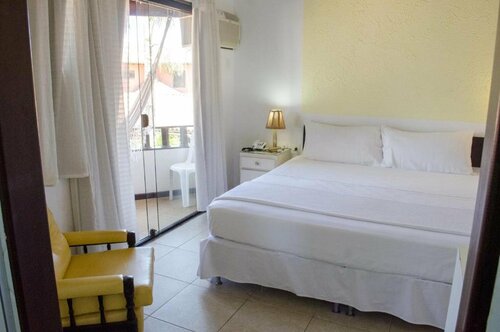 Guest House Green Garden, Забронировать Гостевой дом Отели Бузиус с парковкой, рядом с Торговый центр Porto da Barra, Парковка