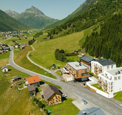 All-Suite Resort Paznaun, Prenota Resort Hotel a Tirolo con piscina, Piscina