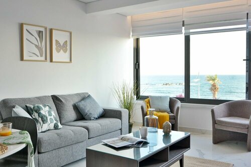 Phaedrus Living Seaview Luxury Marina Court 213, Book Lejlighed Paphos hoteller med parkering, Parkering