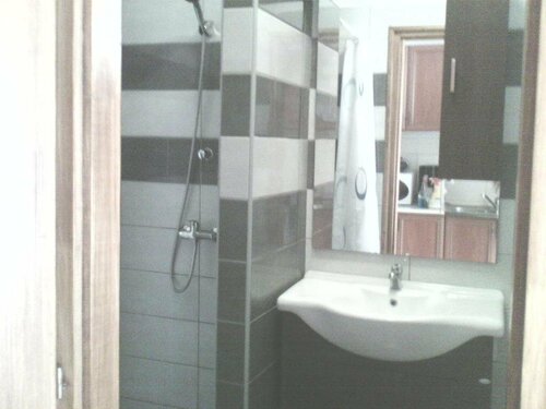 Bástya Apartmanház, Забронировать Отель Шарвар Ваш, рядом с Железнодорожный вокзал Шарвара