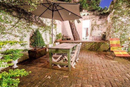 Casa Bruselas, Book Pension Hoteller i Jalisco med parkering, Parkering