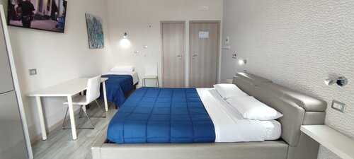 Nitto House, Rezervați Hotel Hoteluri în Bari Province cu parcare, Parcare