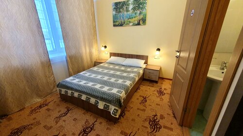 A Pair Of Slippers, Забронировать Отель Отели Городского округа Екатеринбурга - Северный управленческий округ с парковкой, Парковка