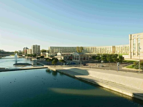 Pullman La Pléiade Montpellier Centre, Забронировать Отель Отели Монпелье с парковкой, рядом с Собор Монпелье, Парковка
