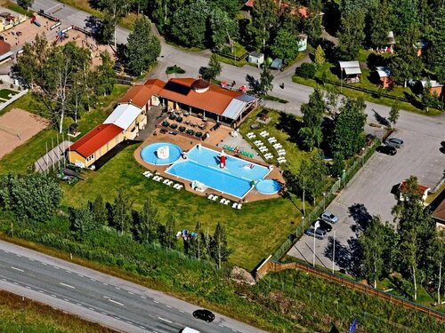Björkbackens Stugby i Vimmerby, Prenota Campeggio Campeggi e glamping a Kalmar, Campeggio