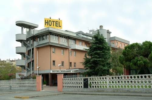 Hotel Embassy