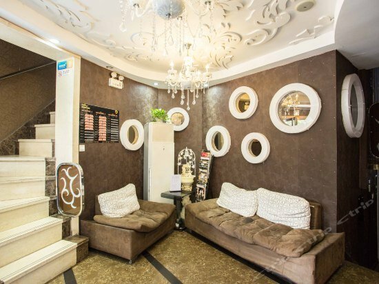 Hyperspace Business Hotel - Qingdao