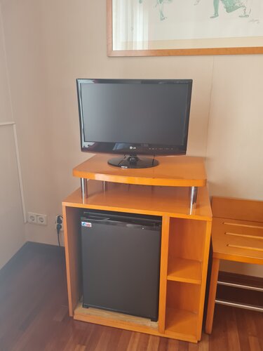Hotel Villacarlos, Забронировать Отель Каминс-аль-Грау Валенсия, рядом с Стадион «Месталья»