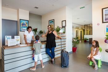 Résidence Odalys De La Plage, Забронировать Отель Порнише La Baule Bay