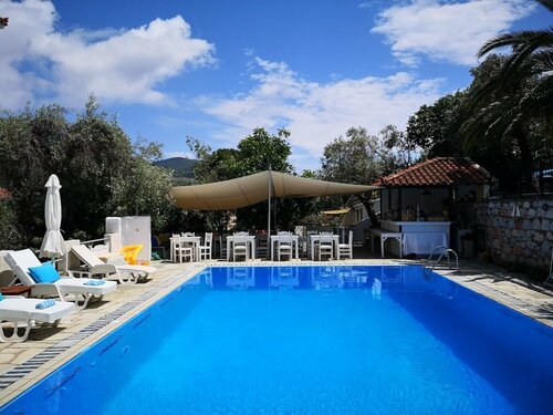 Anofli Suites, Rezervați Hotel Skopelos Town 