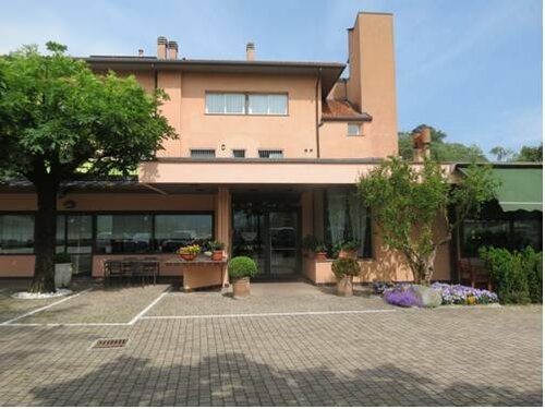 Hotel Ristorante Fatur, Забронировать Отель Отели Чизано-Бергамаско с завтраком, Завтраки