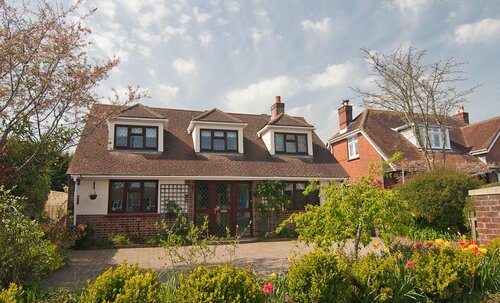Twiga House Bed and Breakfast, Забронировать Отель Отели Вэрхэм 4 звезды, рядом с Monkey World, 4*