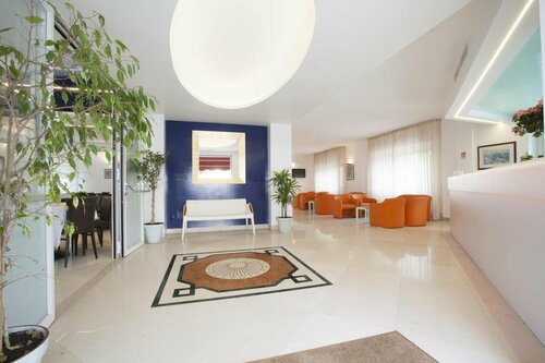 Hotel La Meridiana, Забронировать Отель Бизнес-отели Сорренто, рядом с Teatro Tasso, 4* 5*