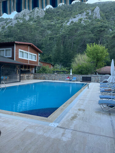 Canada Hotel & Bungalows, Забронировать Отель Отели Чиралы с бассейном, Бассейн