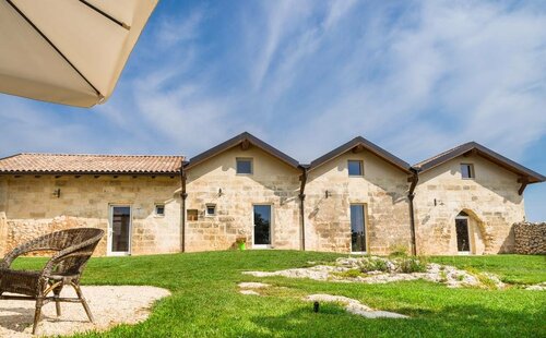 1891 Falcon Home Resort, Book Resort Lizzanello Salento