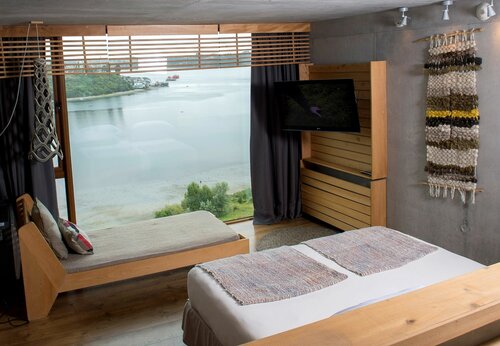 Enjoy Chiloé. Hotel De La Isla, Book Hotel Hoteller i Castro med parkering, Parkering