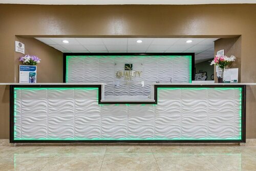 Quality Inn, Prenota Hotel Cadiz 