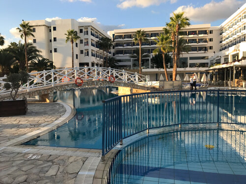 Ascos Coral Beach Hotel, Rezervovat Hotel Pegeia Pafos, poblíž Hakuna Matata Beach