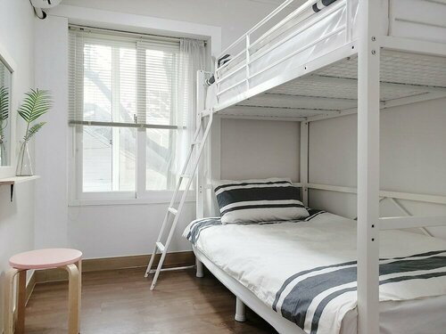 Hongdae Cheese Guesthouse, Забронировать Хостел Хостелы Сеула, рядом с Бар EXiT Hongdae, Хостел
