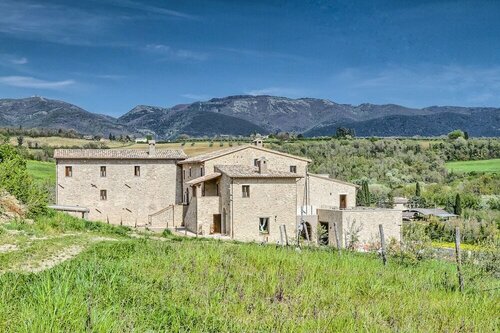 Agriturismo Colli Martani, Забронировать Фермерский дом Масса-Мартана Умбрия