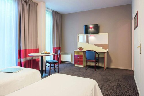 B&B HOTEL Lille Centre Grand Palais, Забронировать Отель «постель и завтрак» Лилль - центр города Лилль, рядом с Торговый центр Euralille