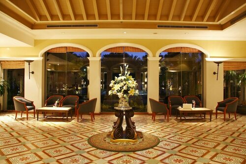 Tinidee Hotel@Ranong, Забронировать Отель Отели Ранонг с бассейном, Бассейн