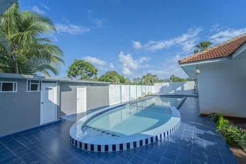 Havana Club Resort, Забронировать Курортный отель Отели Тринкомали 3 звезды, 3*