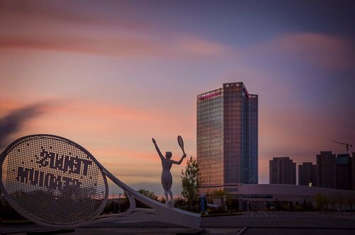 Crowne Plaza Dalian Sports Center by IHG, Rezerwuj Hotel Ganjingzi District 