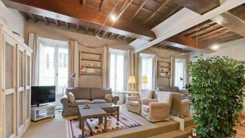 The Spanish Suite Piazza di Spagna, Забронировать Отель Отели Рима с завтраком, рядом с Площадь Пьяцца Барберини, Завтраки