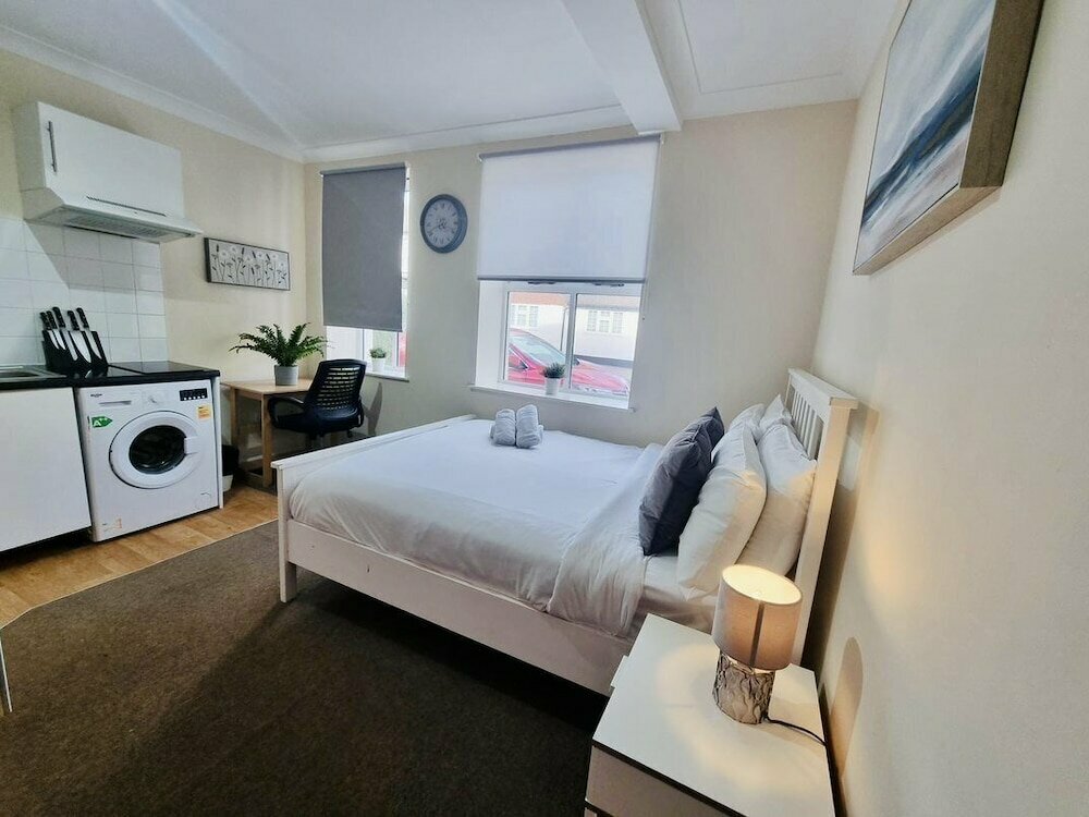 Potteries Suite in Sevenoaks