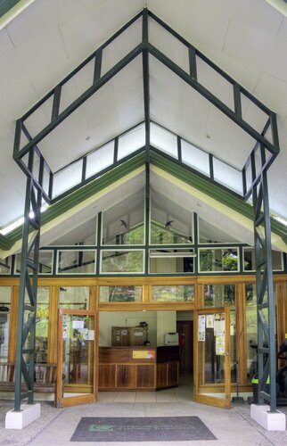 Estación Biológica Las Cruces y Jardín Botánico Wilson, 预订 酒店 圣维托 潘塔雷纳斯