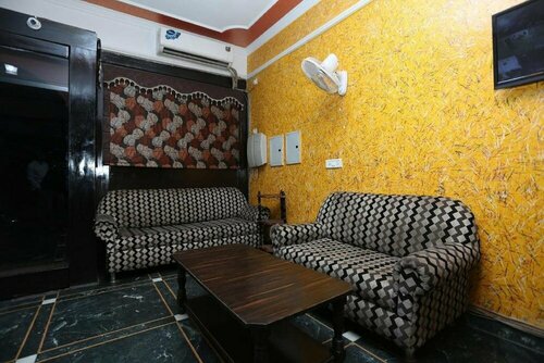 Hotel Priya, Забронировать Отель СПА-отели Агры, рядом с TDI Mall, Agra, SPA-услуги