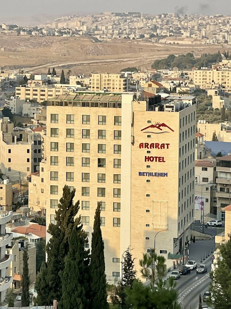 Ararat Hotel