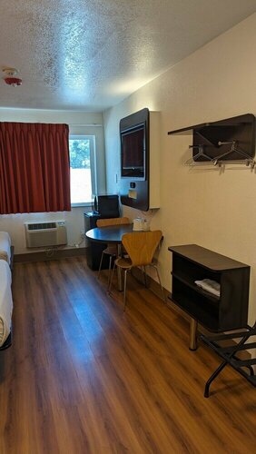 Econo Lodge, Rezerwuj Hotel Idaho Falls 