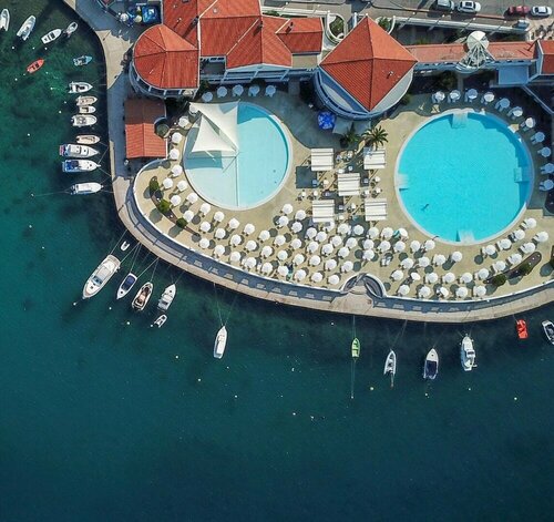 Hotel Katarina, Забронировать Отель Отели Приморско-Горанской жупания с завтраком, Завтраки