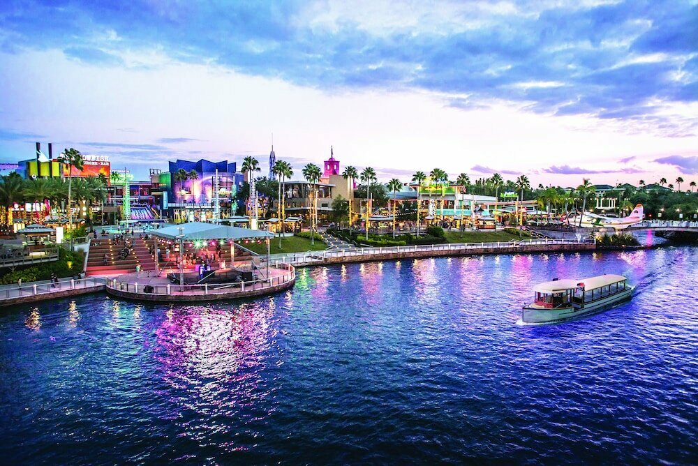 Loews Royal Pacific Resort at Universal Orlando