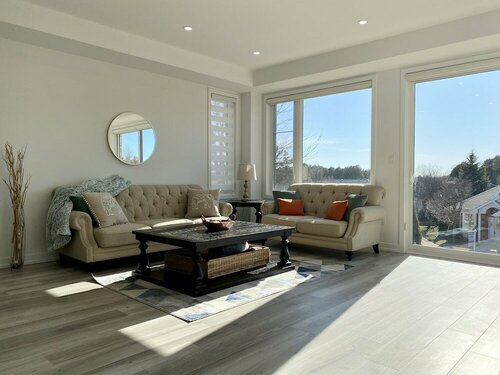 Luxurious Waterfront Residence, Забронировать Отель Уитби Durham Region
