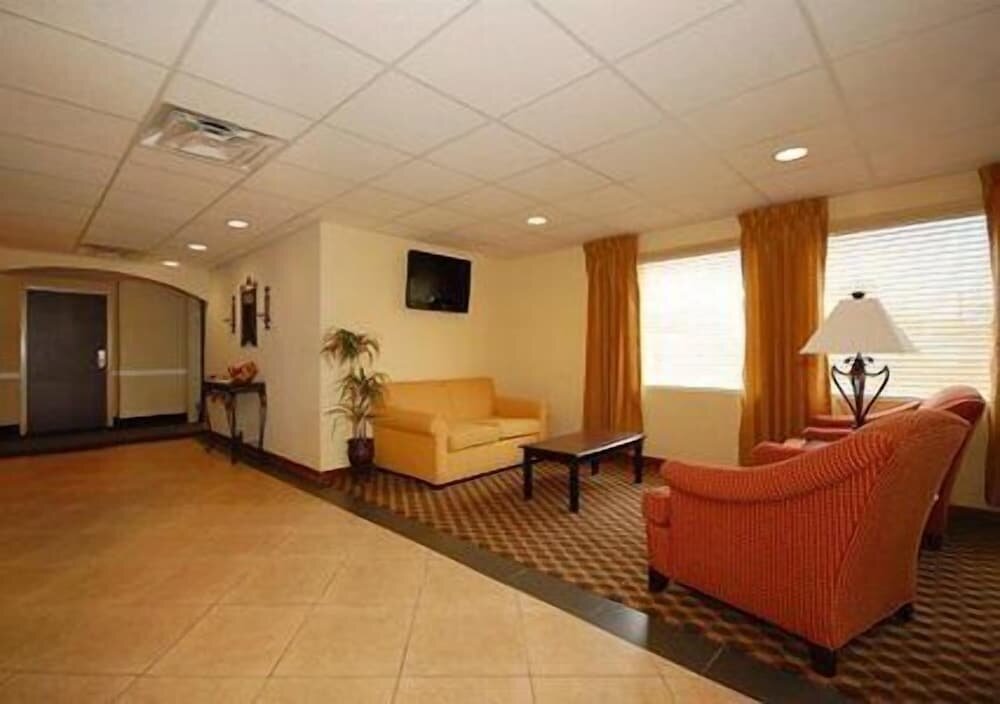 Rodeway Inn Forest Park