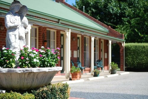 Elms Motor Inn, Buchen Sie Gasthaus Tumut Kosciuszko-Nationalpark