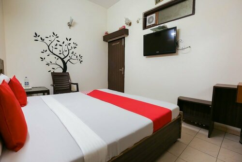 Oyo 4601 City Plaza, Rezerwuj Hotel Mohali Punjab
