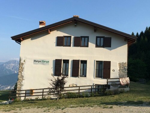 Malga Zanga, Забронировать Отель Арко Alto Garda e Ledro