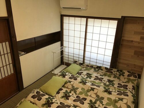 Guesthouse DARUMA - Hostel, Забронировать Хостел Такаяма Гифу, рядом с Sakurayama Hachiman Shrine