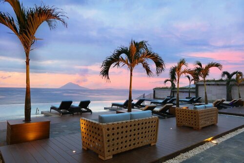 Four Points by Sheraton Manado, Забронировать Отель Бизнес-отели Сулавеси, 4* 5*