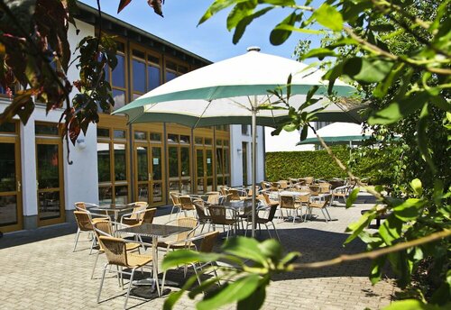 Country Inn Suitenhotel, Boek Hotel Phöben Brandenburg