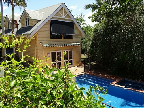 Jacaranda Lodge B&B, Забронировать Отель «постель и завтрак» Спрингвуд Brisbane Region