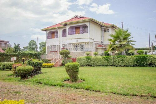 Ivys Inn Guest House, Rezerwuj Pensjonat Kericho Kericho