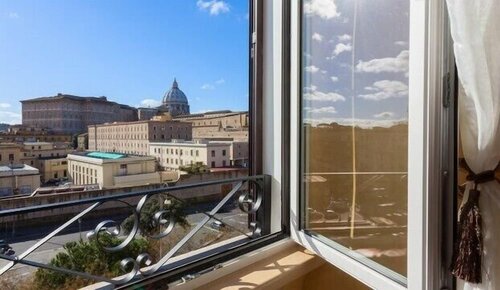 Domus Solis San Pietro, Book Hotel Rom Lazio