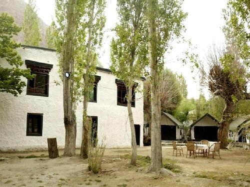 Oyo 37258 Nubra Leisure Camp