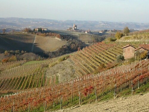 Cascina Il Ginepro, Забронировать Отель Синио Ланге