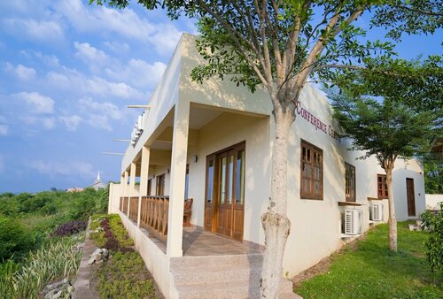 Golden Hill Parker Hotel, Rezerwuj Hotel Elmina Komenda-Edina-Eguafo-Abirem